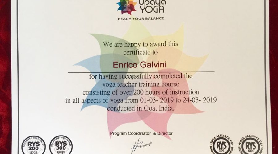 Zertifikat 200 Std. Yoga Lehrer Training in Indien